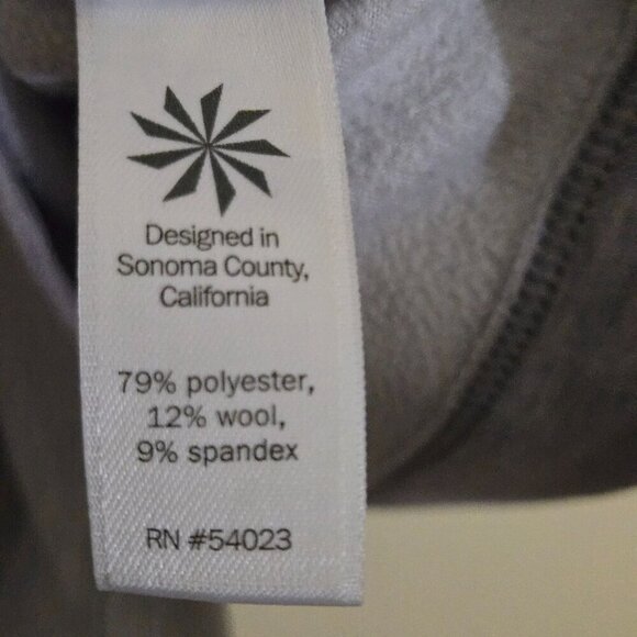 Athleta Softtech Cya Gray Asymmetric Zip Jacket Pockets Thumb Holes Size M - Picture 7 of 7